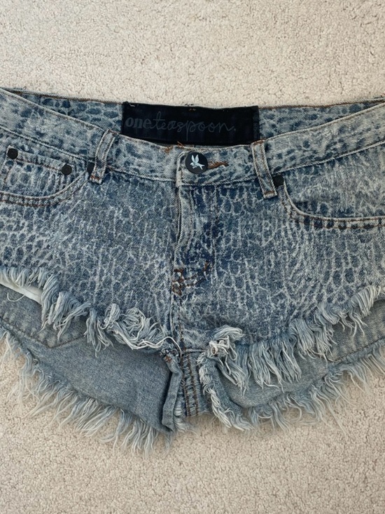 One Teaspoon Pants - ONE TEASPOON BONITAS SHORTS 28
